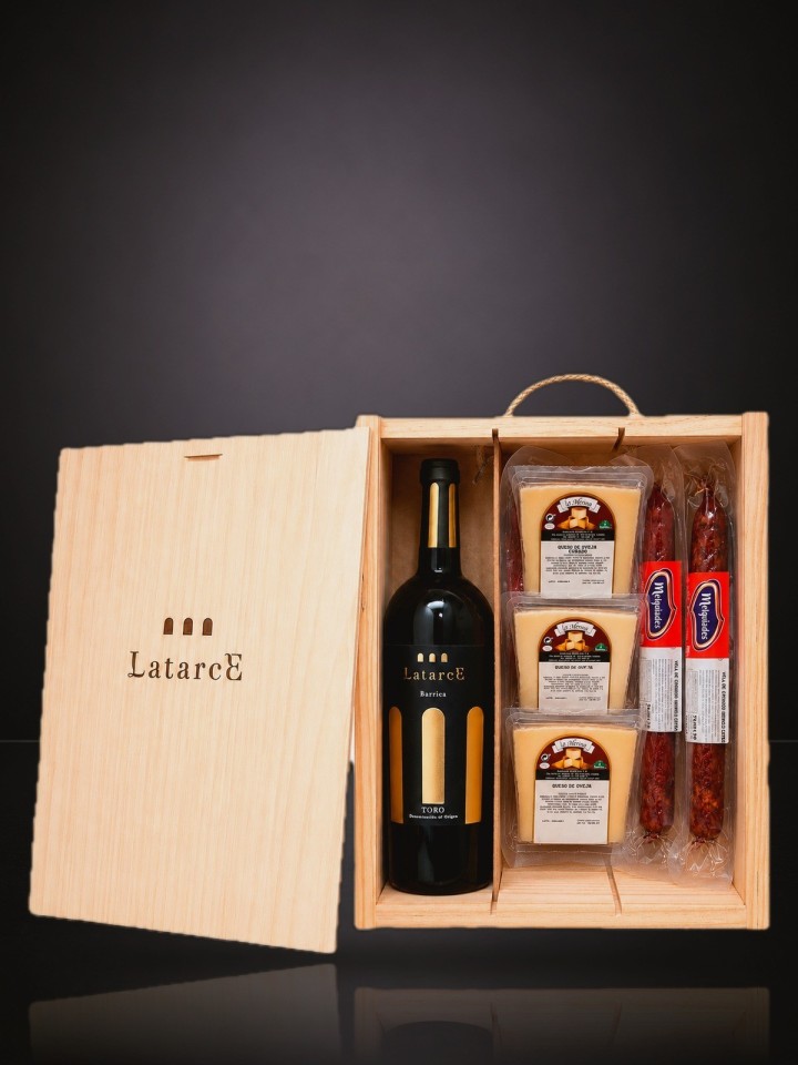 Pack Gourmet Latarce · Vino, Queso y Chorizo Ibérico