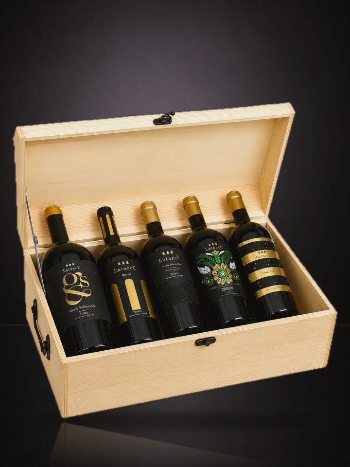 Latarce Private Collection Chest